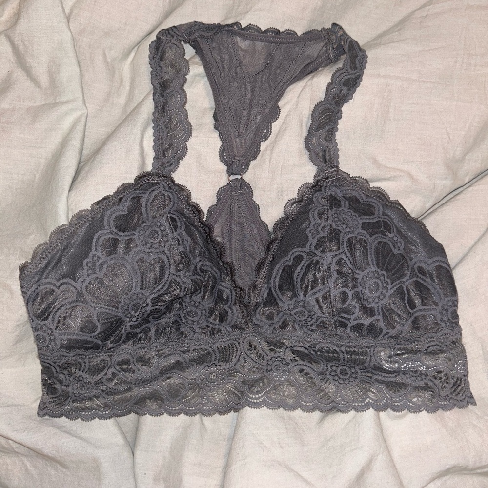 brand new never worn bralette